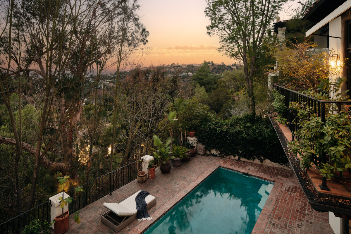 11 Tulum-Inspired Interiors in a Spanish Californian Home