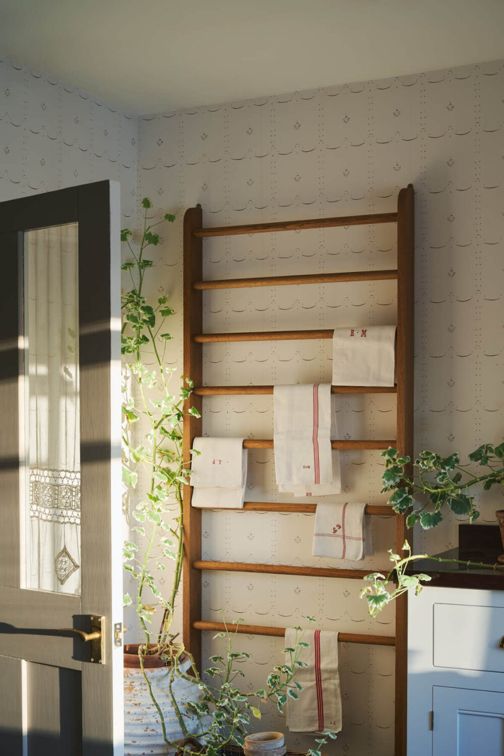 6.GrandDitsyDelft Sepia deVOL LOW RES deVOL's Ditsy Delft Wallpaper: A Subtle Pattern Inspired by a Historic Design