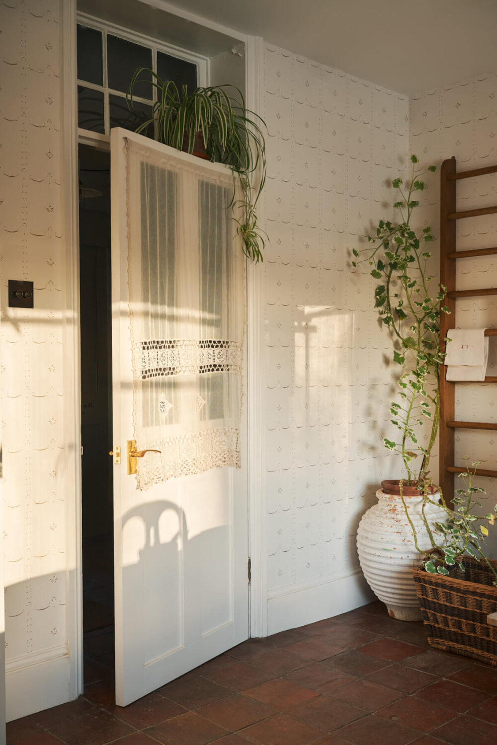 8.GrandDitsyDelft Sepia deVOL LOW RES deVOL's Ditsy Delft Wallpaper: A Subtle Pattern Inspired by a Historic Design
