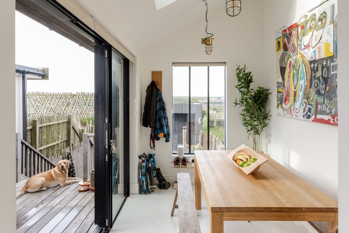 a0OP6000004fnldMAA N21 webres A Renovated Former Coastguard Cottage with Nautical Touches