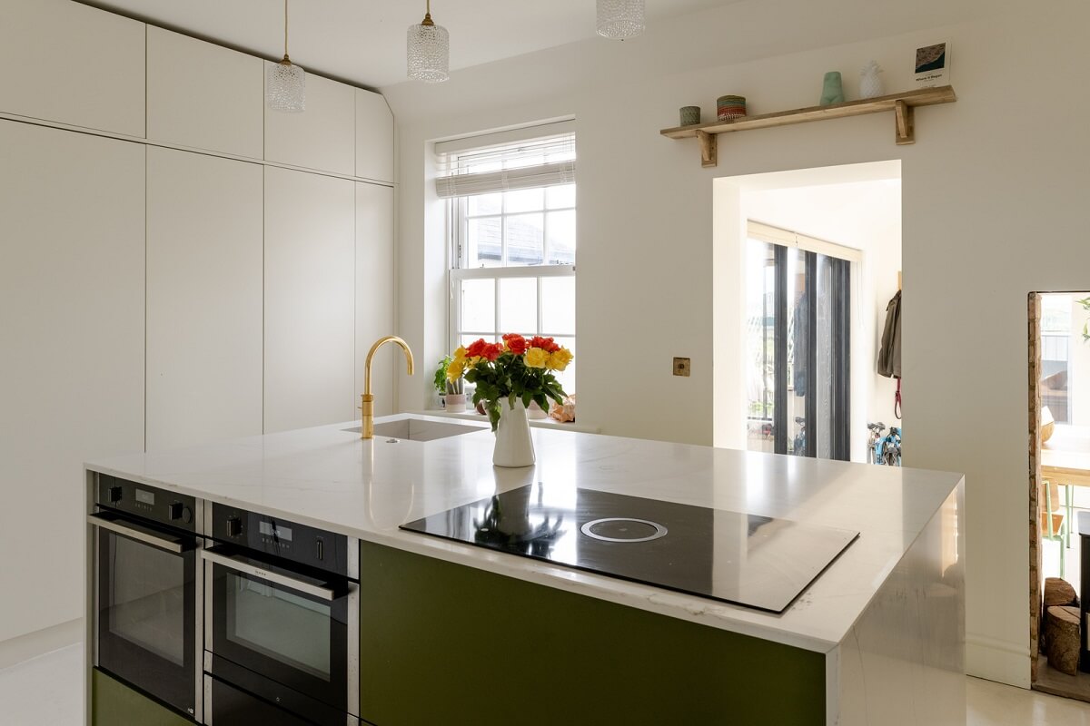 a0OP6000004fnldMAA N51 webres A Renovated Former Coastguard Cottage with Nautical Touches