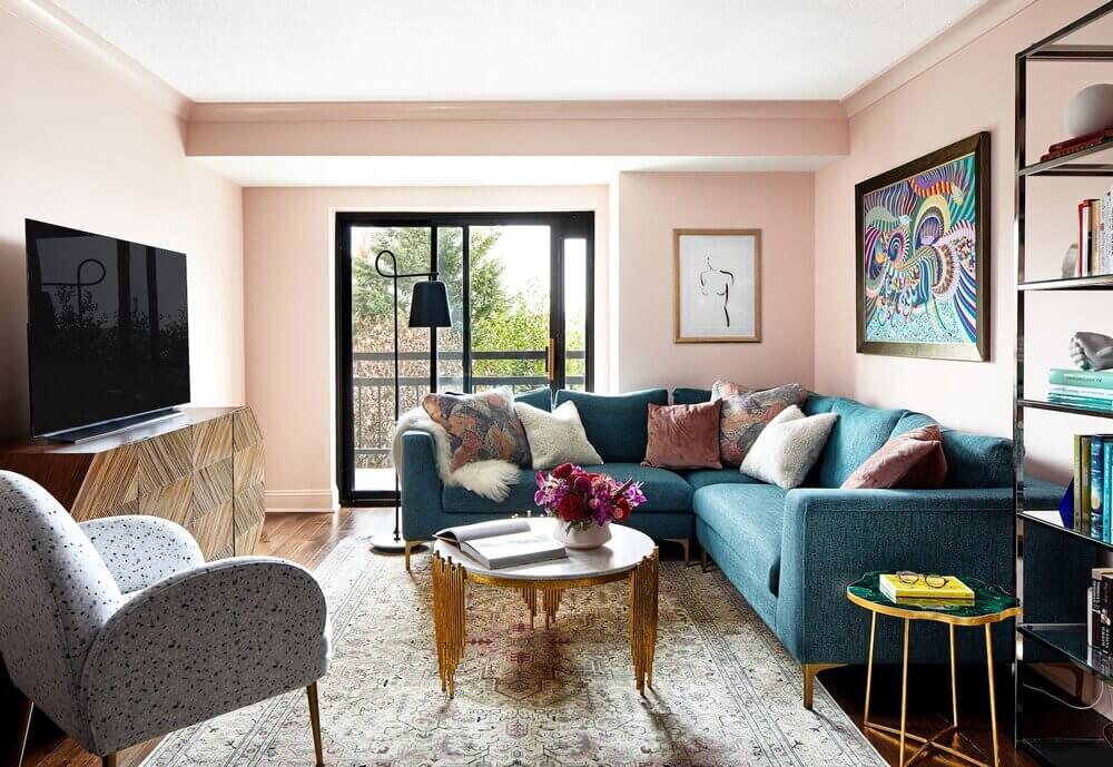 AVibrantPinkandBlueApartmentwithCleverStorageIdeas TheNordroom1 A Vibrant Pink and Blue Apartment with Clever Storage Ideas