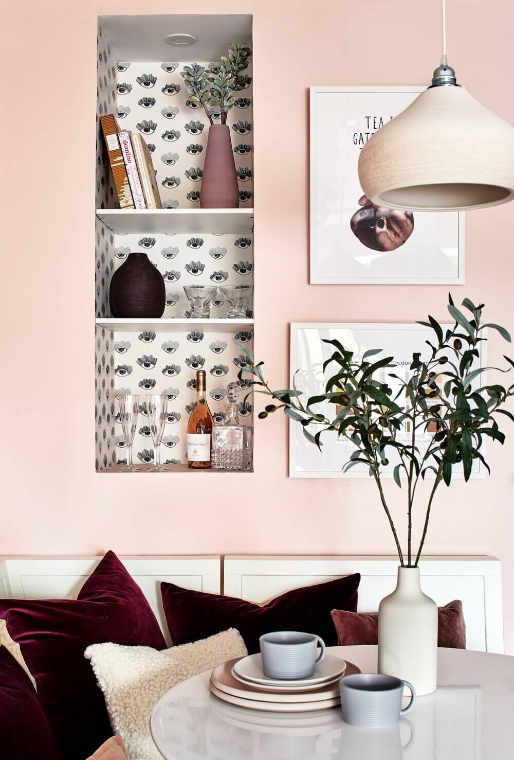 AVibrantPinkandBlueApartmentwithCleverStorageIdeas TheNordroom5 A Vibrant Pink and Blue Apartment with Clever Storage Ideas