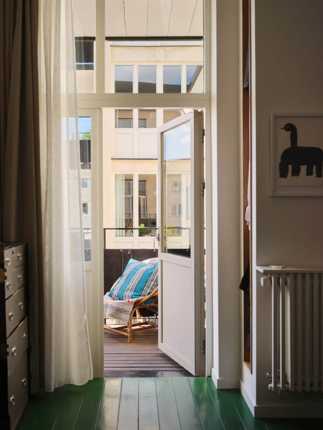 balcony door