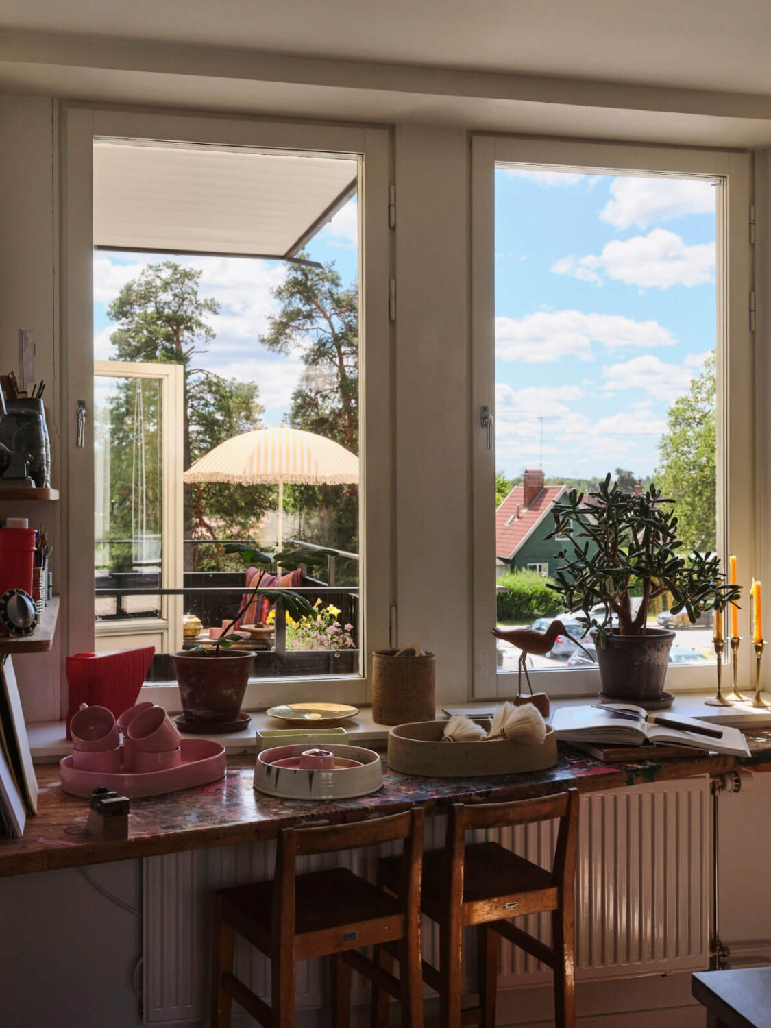 bar table under window