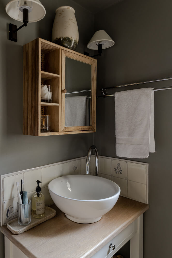 bathroom sink