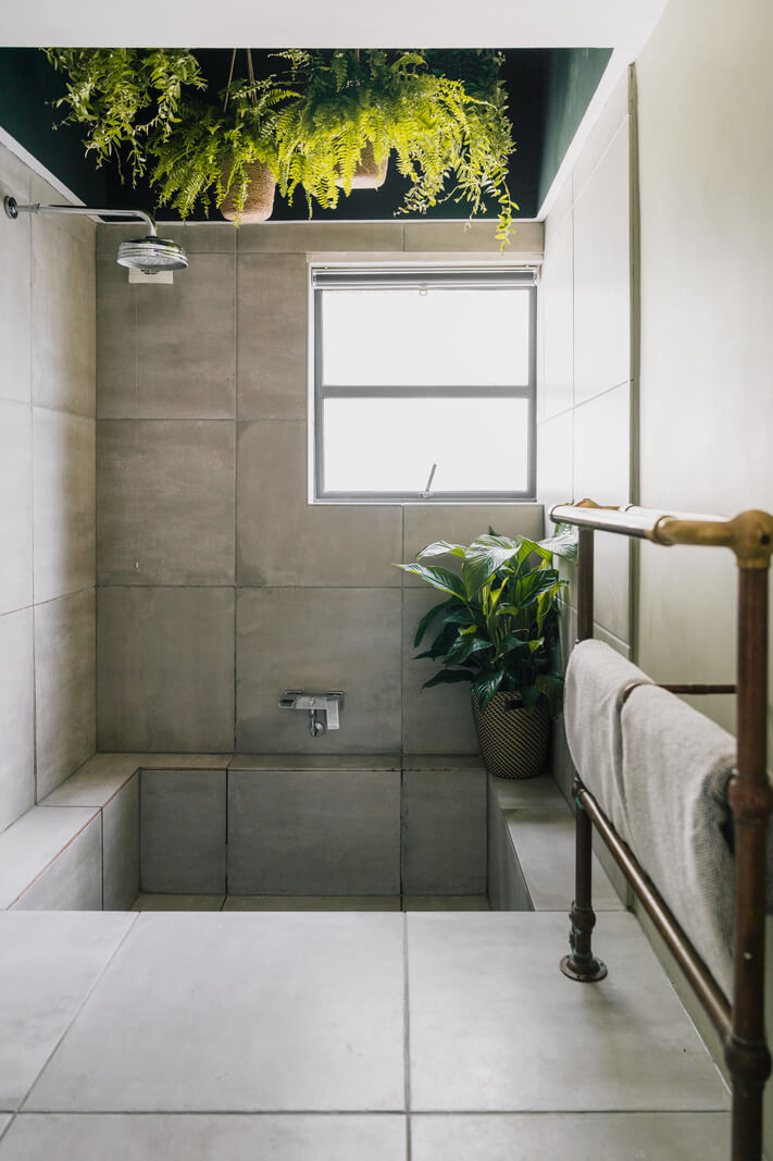 bathroom with sunken shower A Charming One-Bedroom Apartment with a Courtyard Terrace