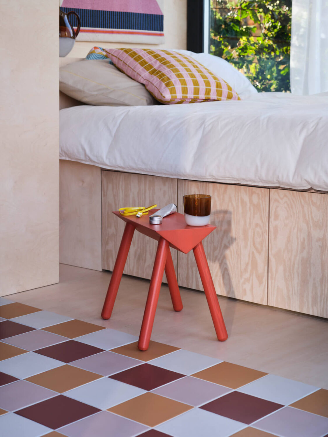 bedside-stool-ikea-OMMJÄNGE-collection-nordroom