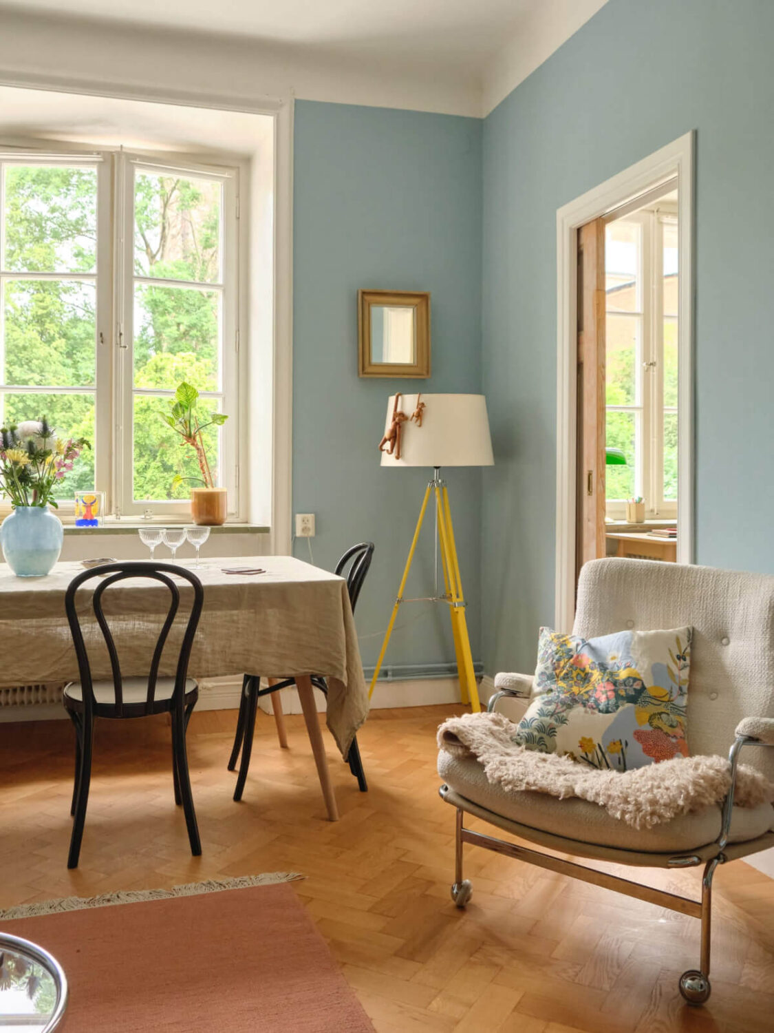 blue walls living room herringbone parquet floor
