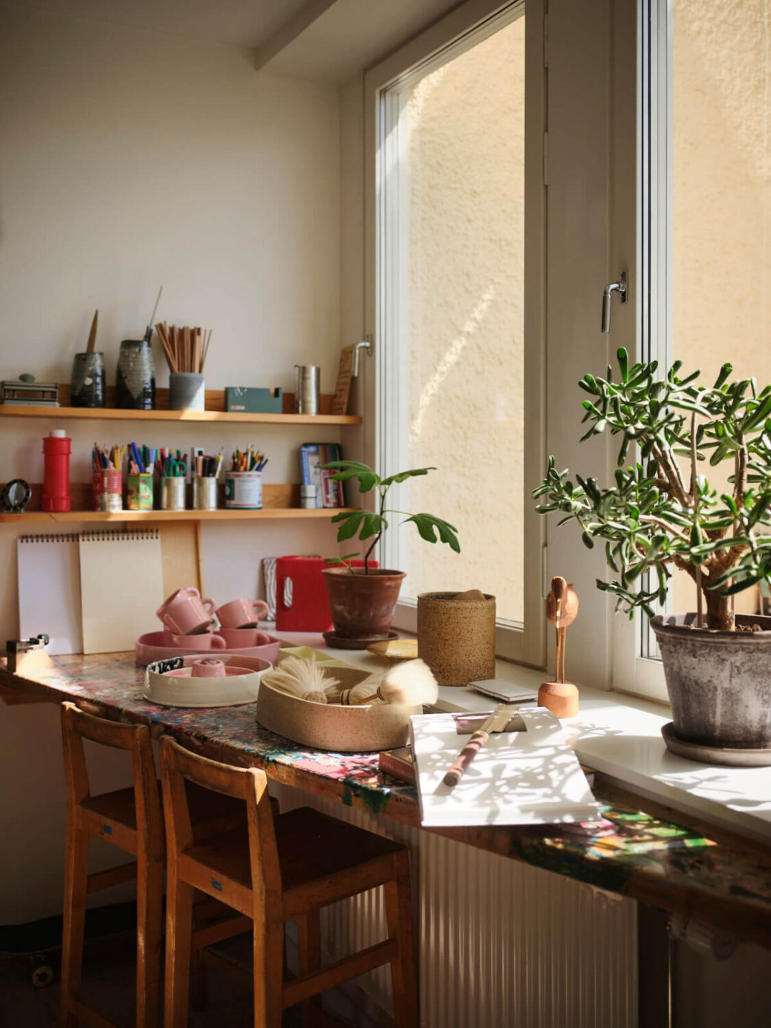 craft table under window