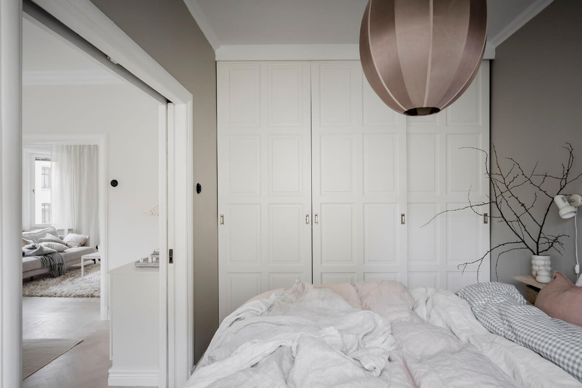 dark beige bedroom wardrobe wall