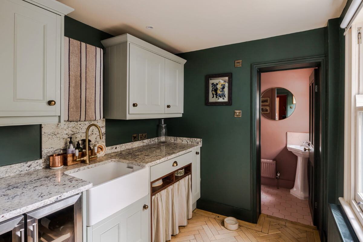 dark green utility room