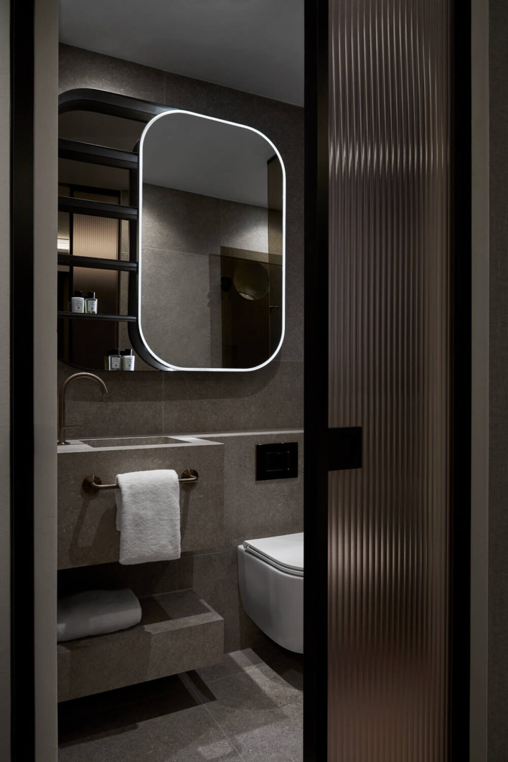 Deluxe_Room_02