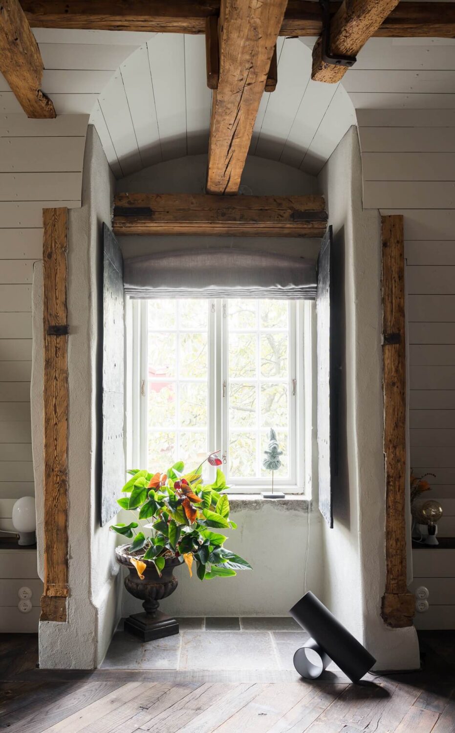 dormer window wooden beams