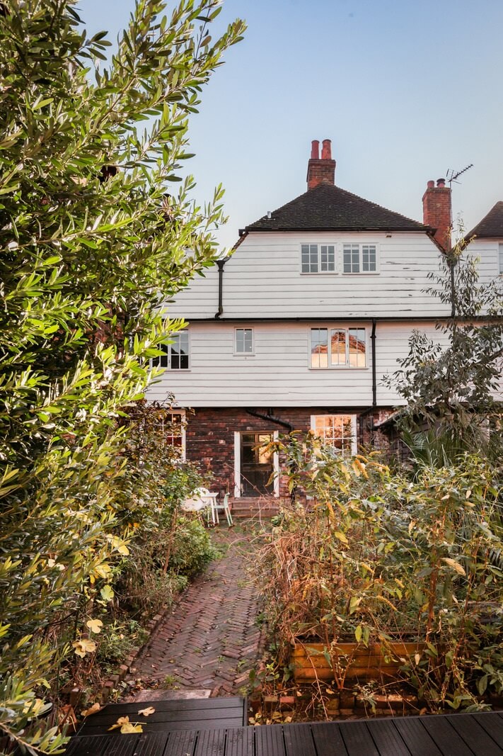 exterior historic english house garden