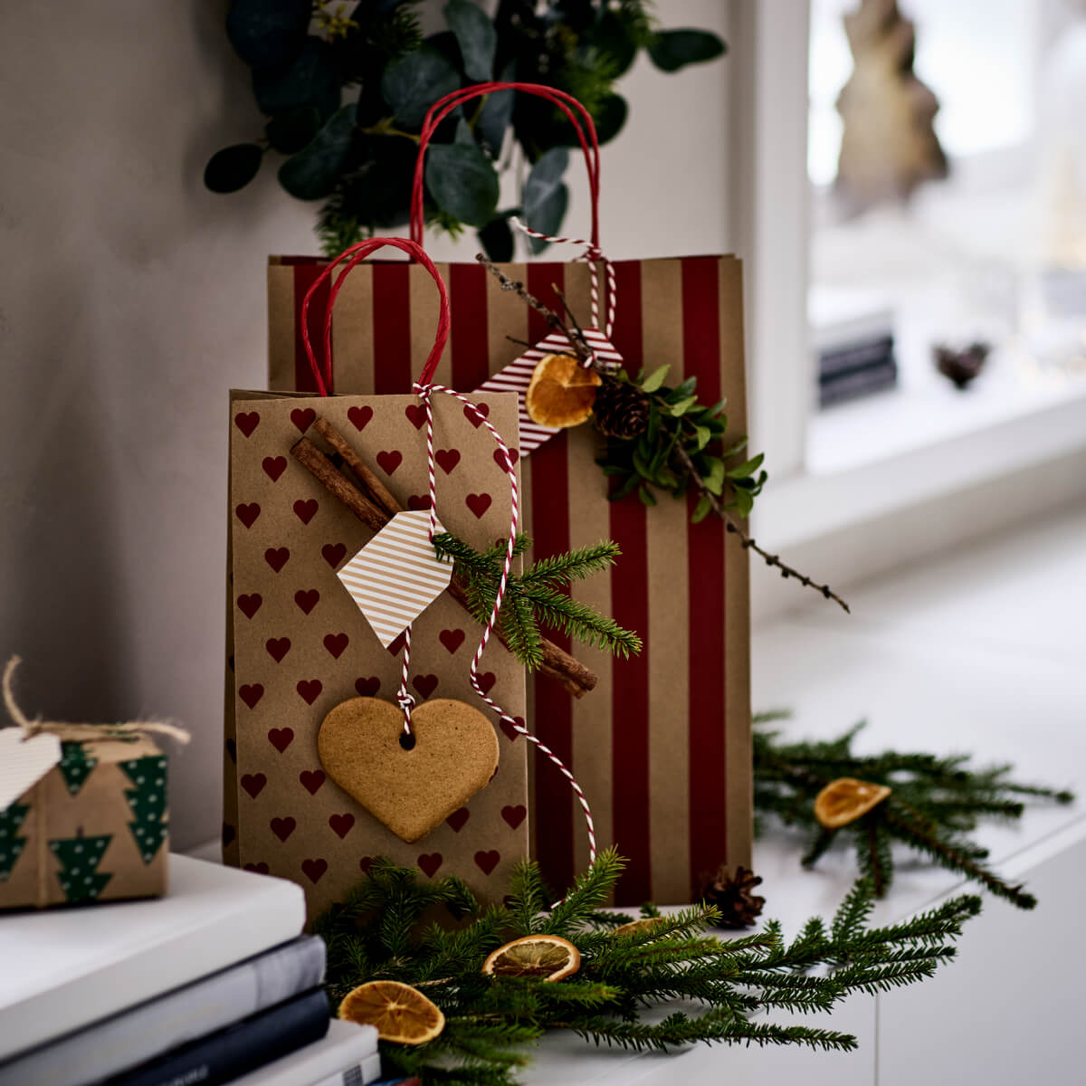 gift-baskets-ikea-christmas-collection-2025-nordroom
