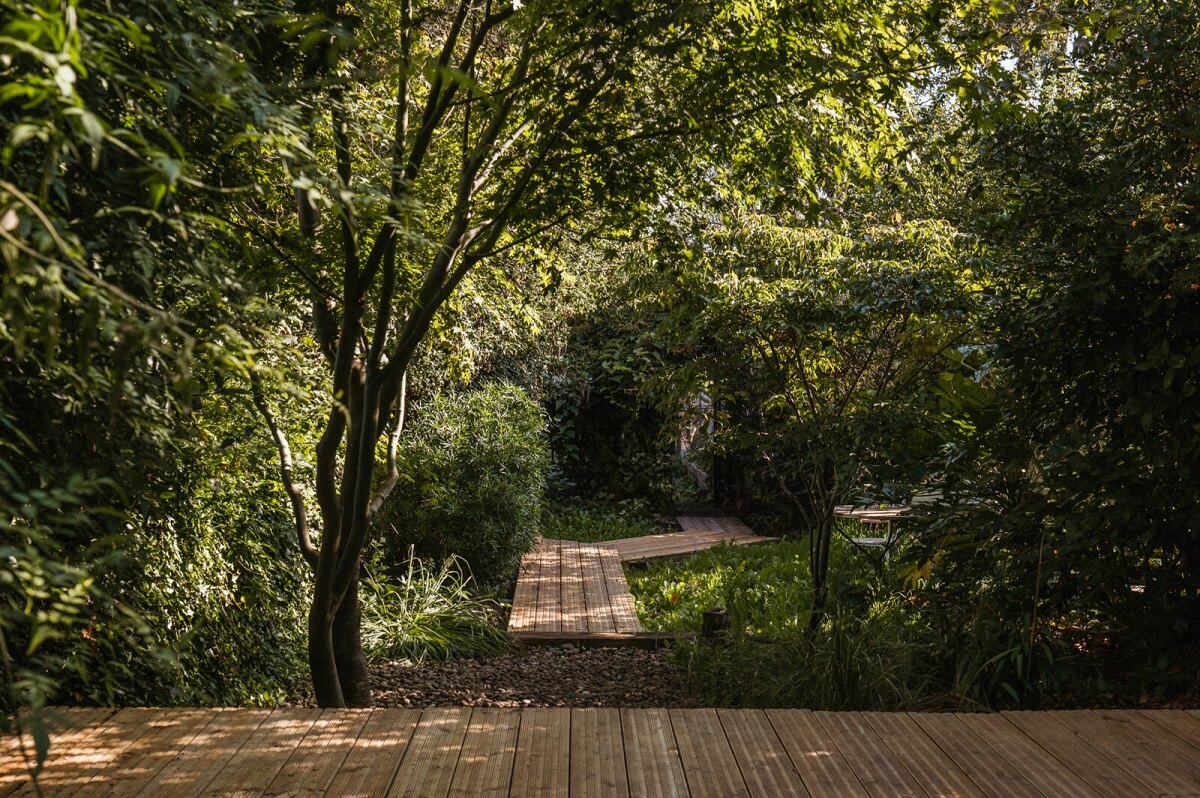 green-garden-wooden-terrace-nordroom