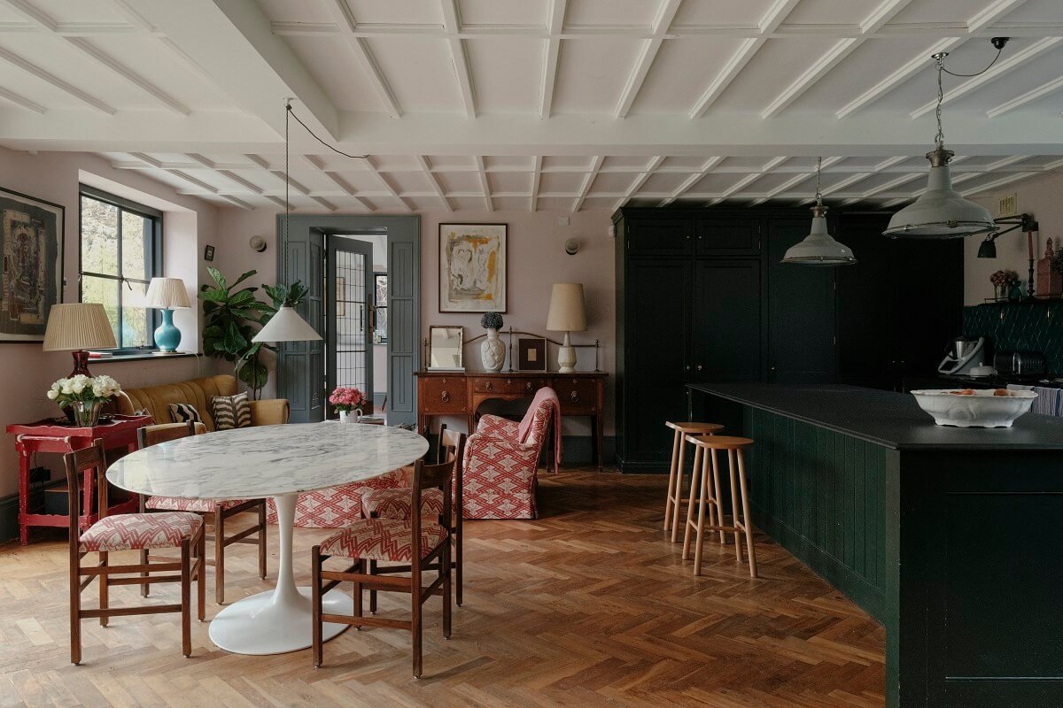 green kitchen