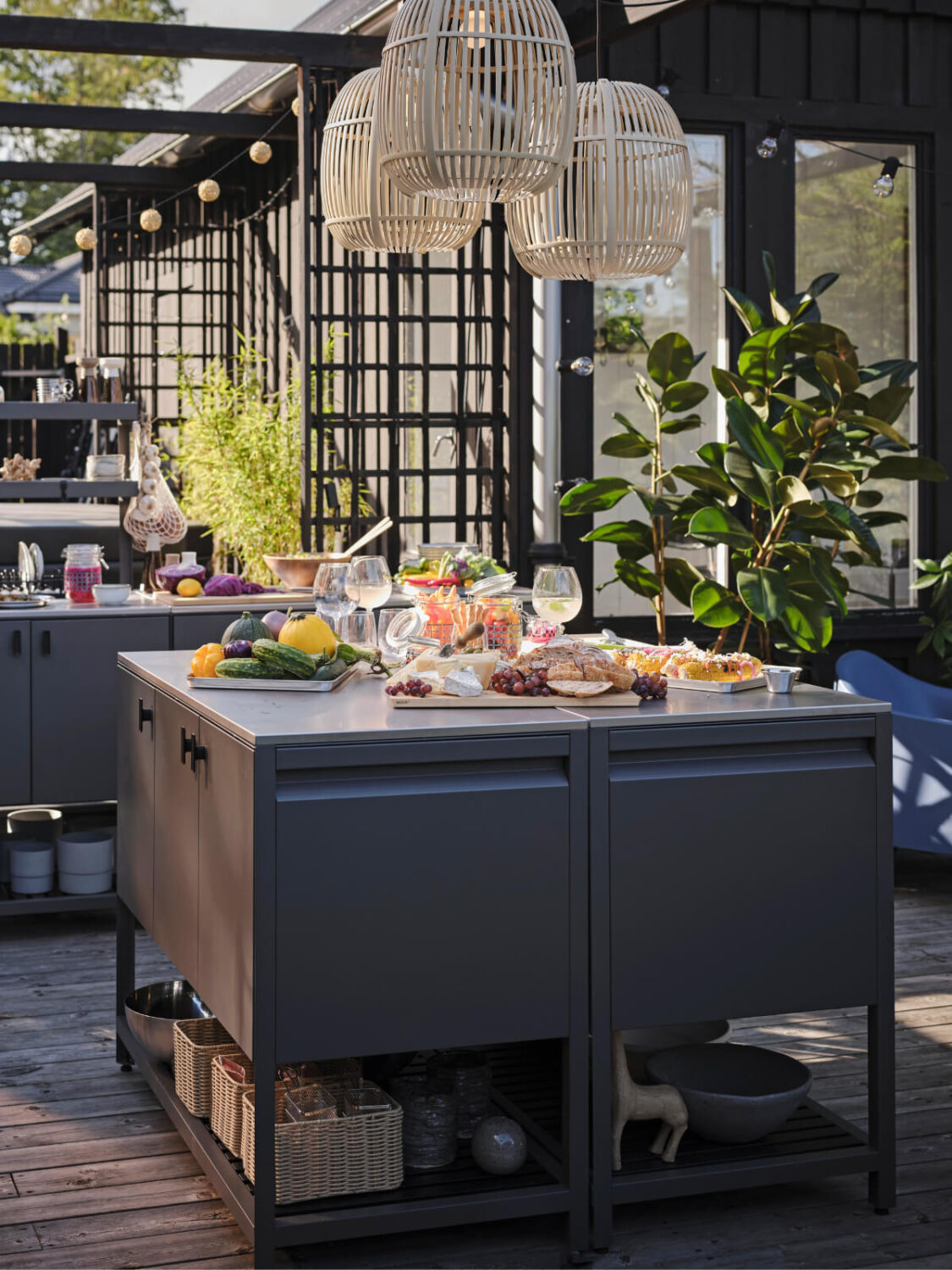 IKEA BATSKAR utomhuskok PH202105 New IKEA Balcony and Garden Inspiration for Summer 2025