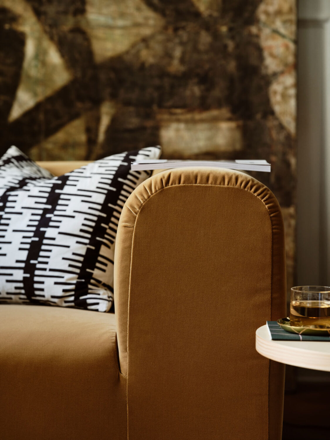 IKEA_STOCKHOLM_sofa-detail-nordroom