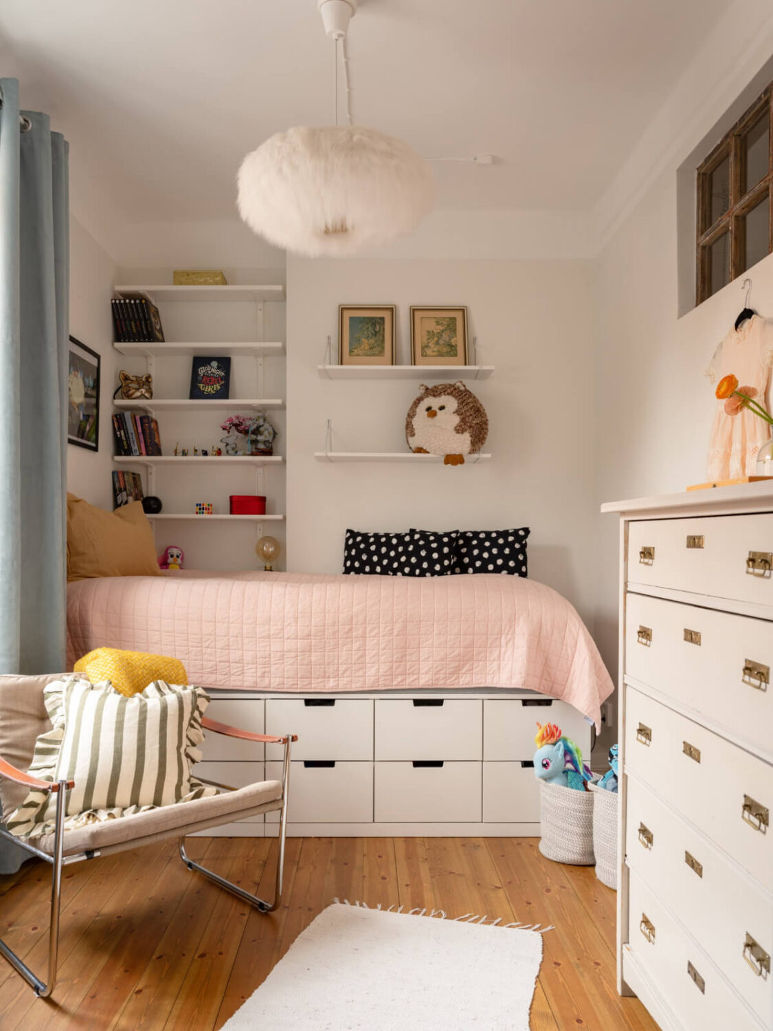 kids bedroom raised storage bed