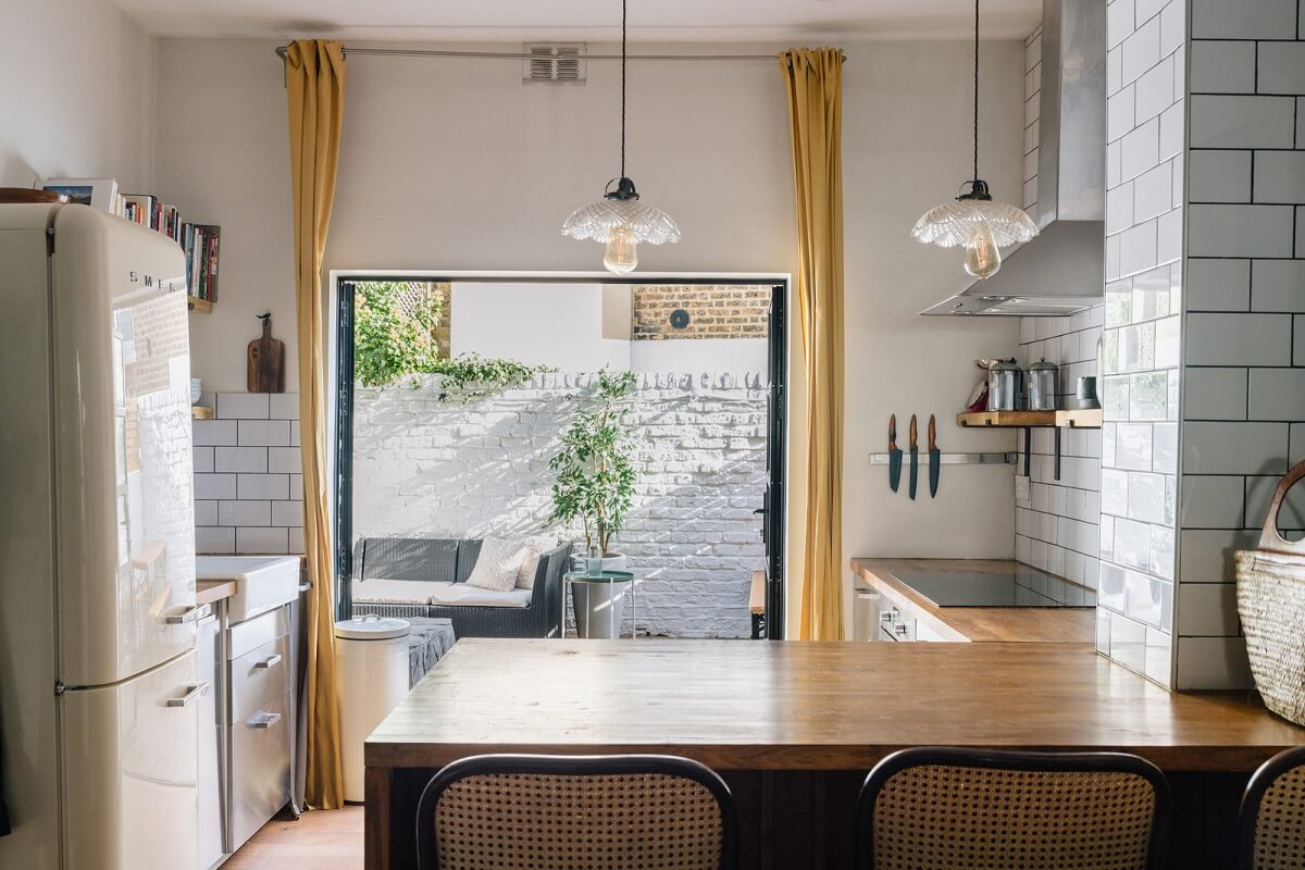 kitchen bar seating white tiles