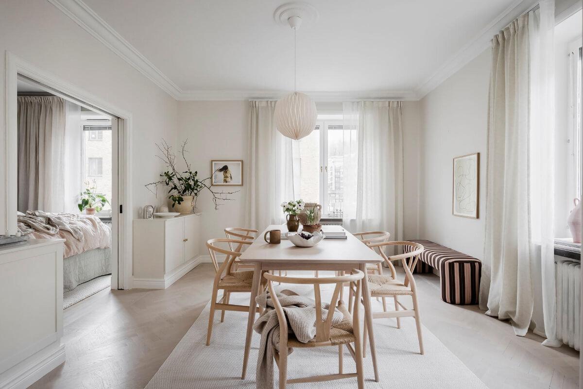 light dining room