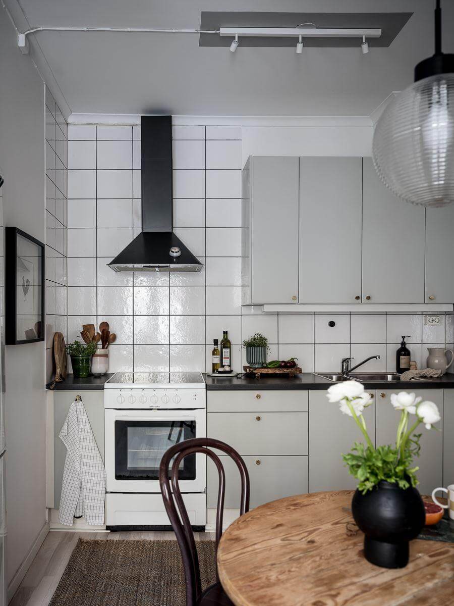 light gray kitchen cabinets