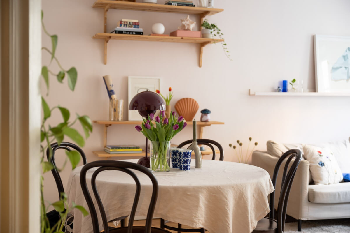 living room round table