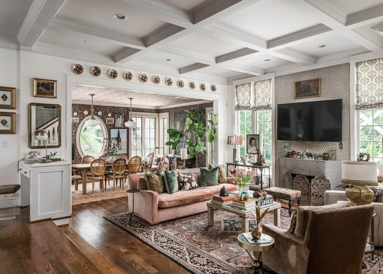 Louisa Pierce's Vintage Eclectic Nashville Home 1 louisa pierce vintage eclectic nashville home for sale nordroom Louisa Pierce's Vintage Eclectic Nashville Home
