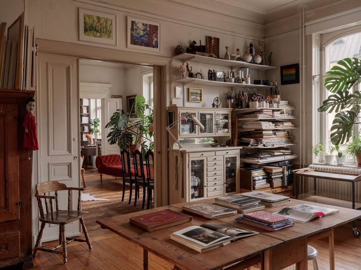MED56B250AB996C43229E0564384288246B 20240830154110 w2200 q80 Design Love: Artist Lofts and Home Ateliers