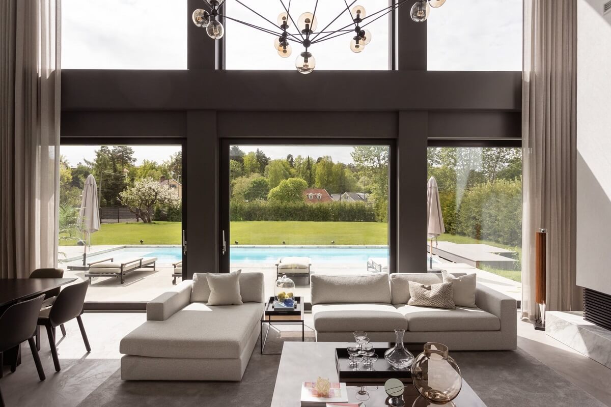 moder living room with huge windows