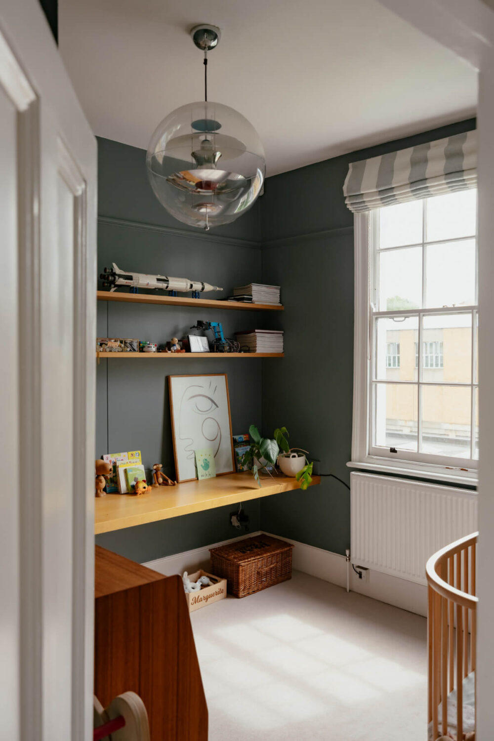 nursery dark blue walls A Renovated Victorian Townhouse with a Small Split-Level Garden