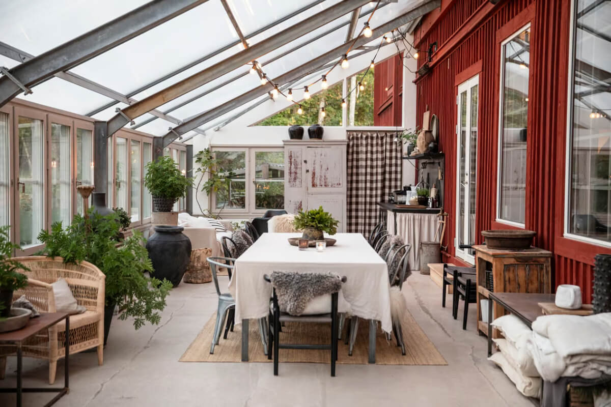 orangery with large table