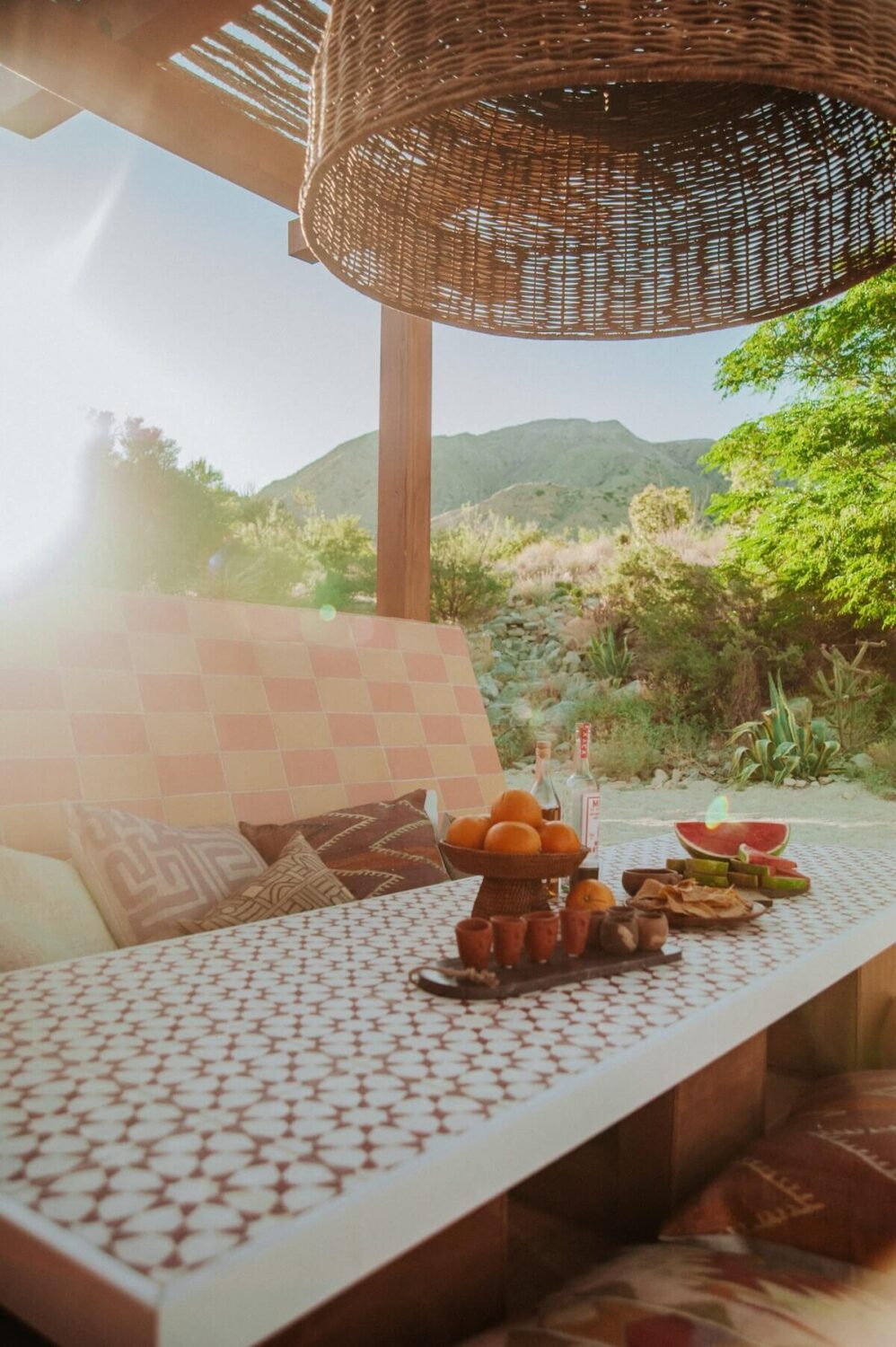 outdoor-lounge-airbnb-nordroom