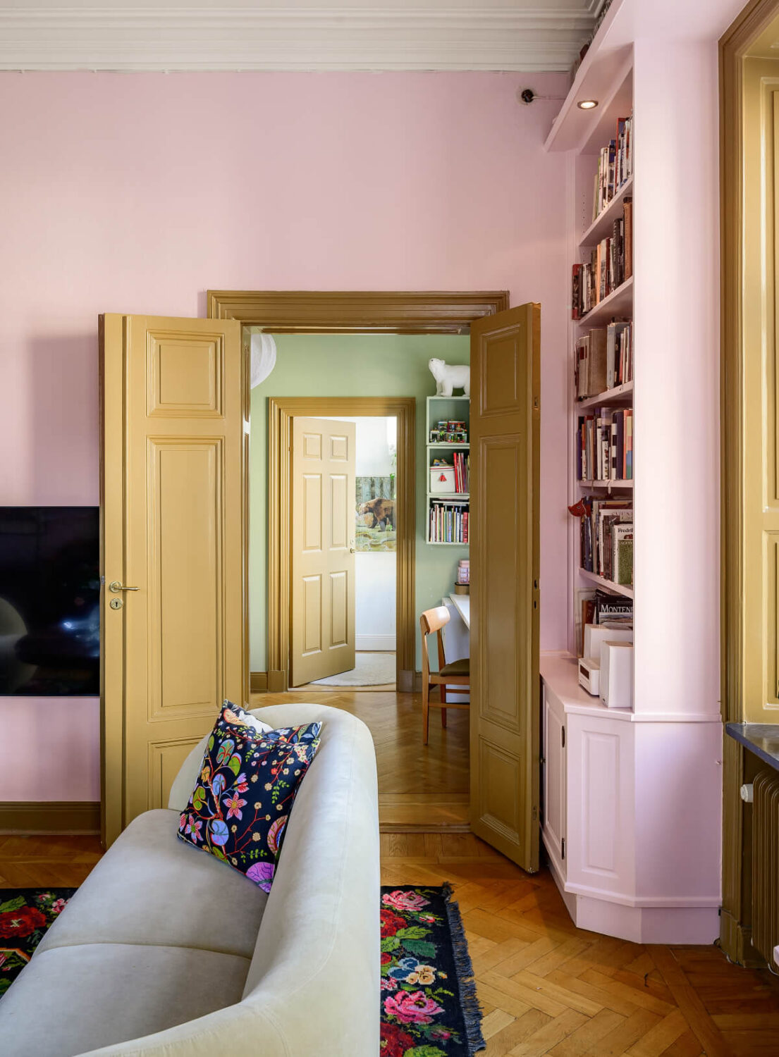 pink living room ochre doors