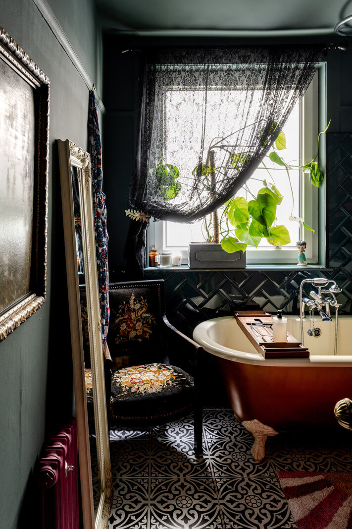 rich-boho-bathroom-freestanding-bath-nordroom