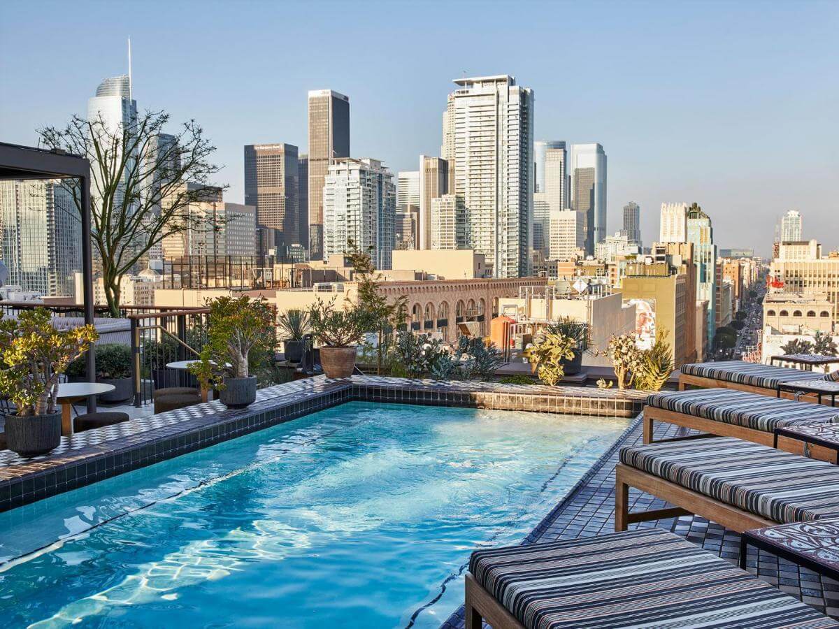 rooftop-pool-downtown-los-angeles-proper-hotel-nordoom