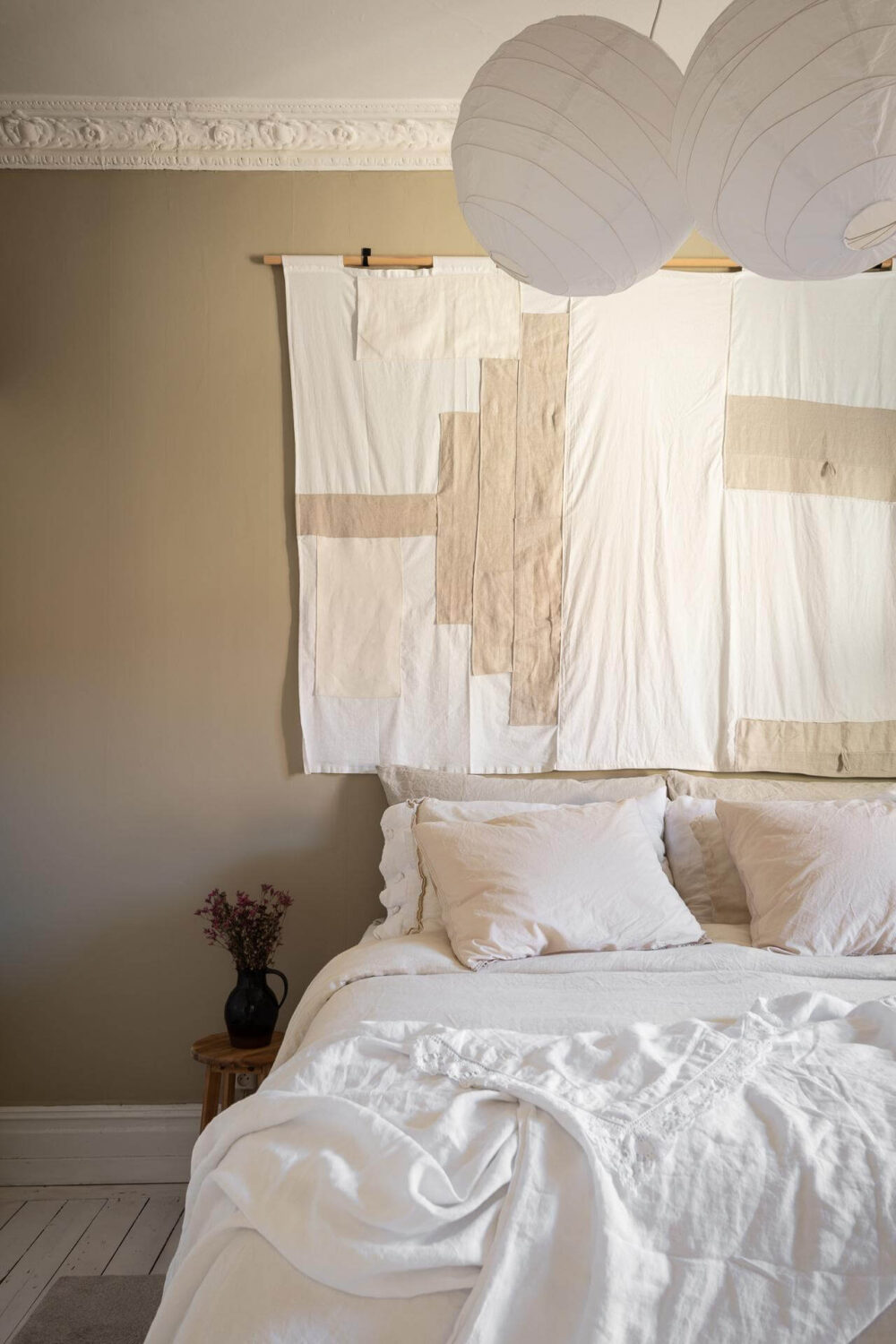 serene scandinavian bedroom