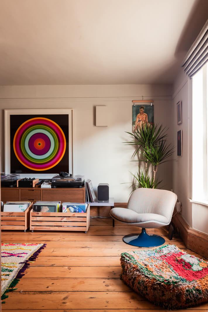 sitting room wooden floorboards