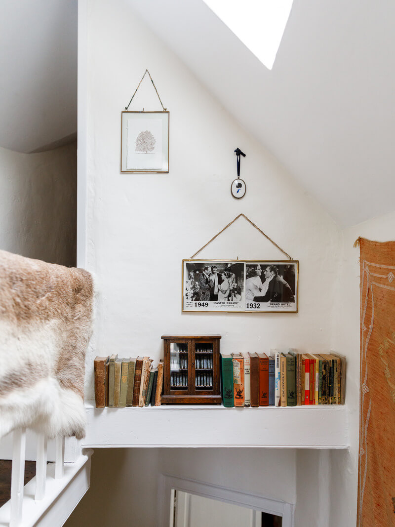 staircase bookshelf