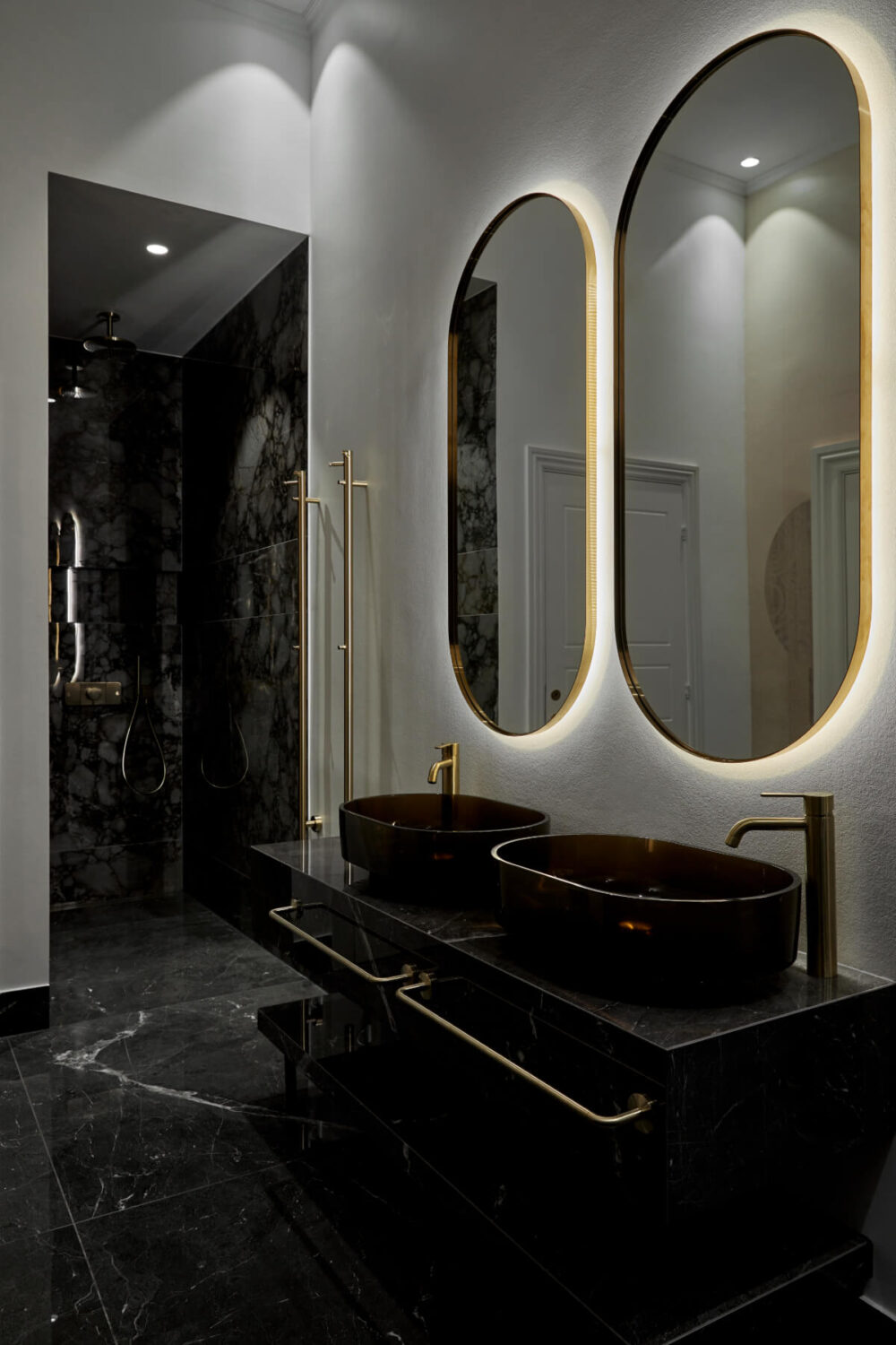 Suite_04