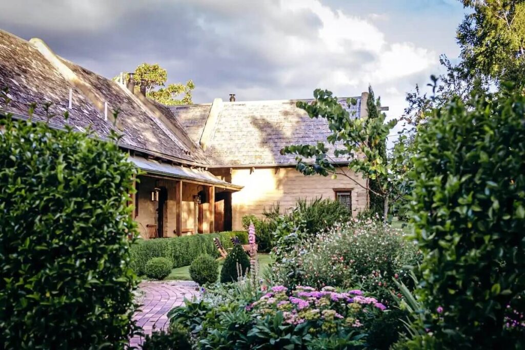 the-stable-lofts-stylish-holiday-cottages-tasmania-nordroom