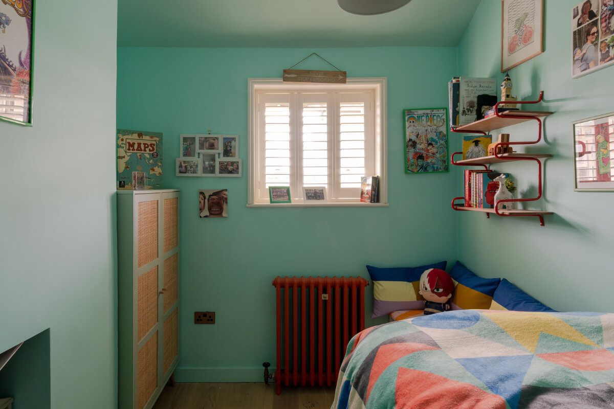 turquoise bedroom