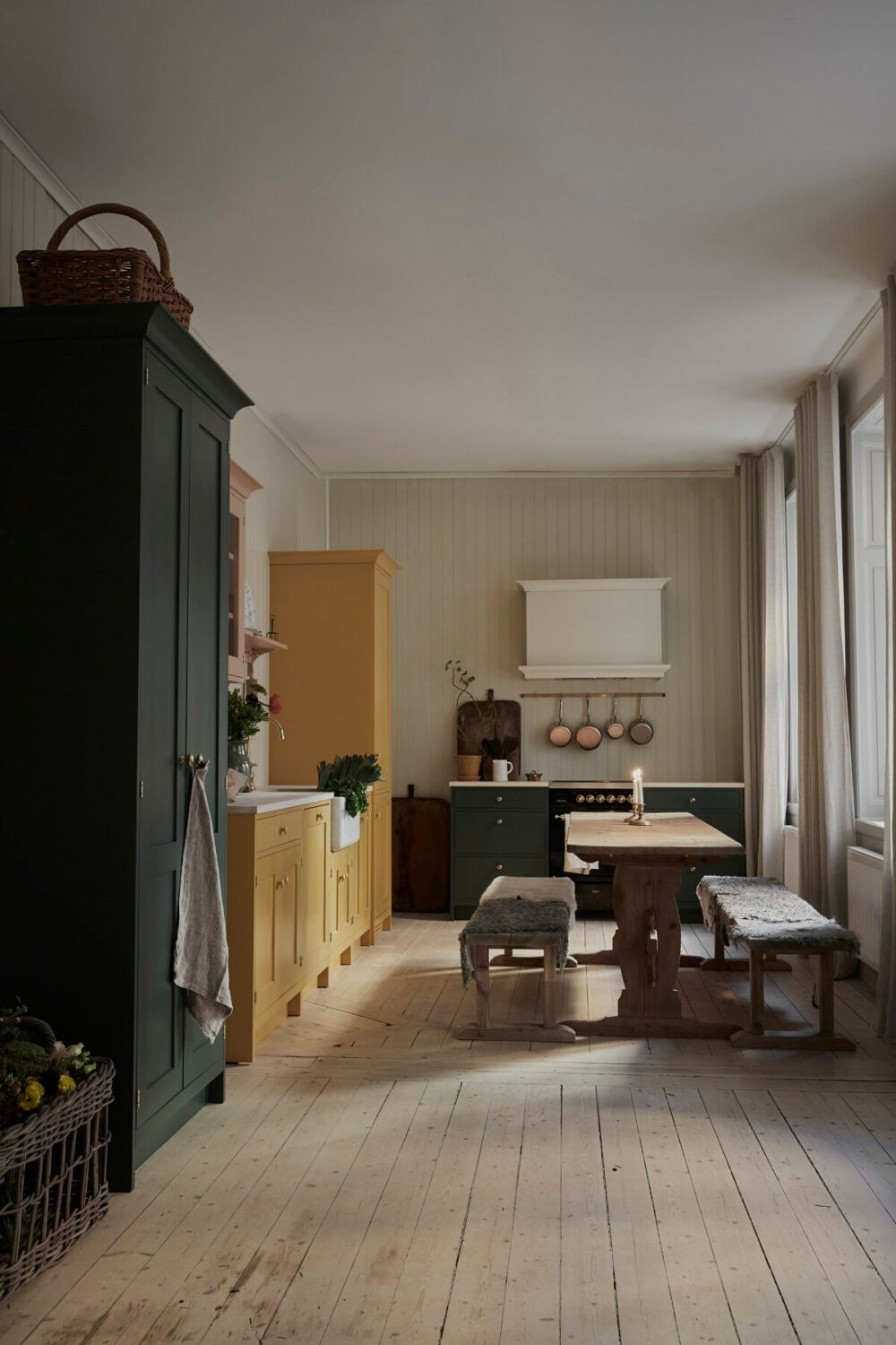 two-tone-kitchen-cabinets-yellow-dark-blue-nordroom