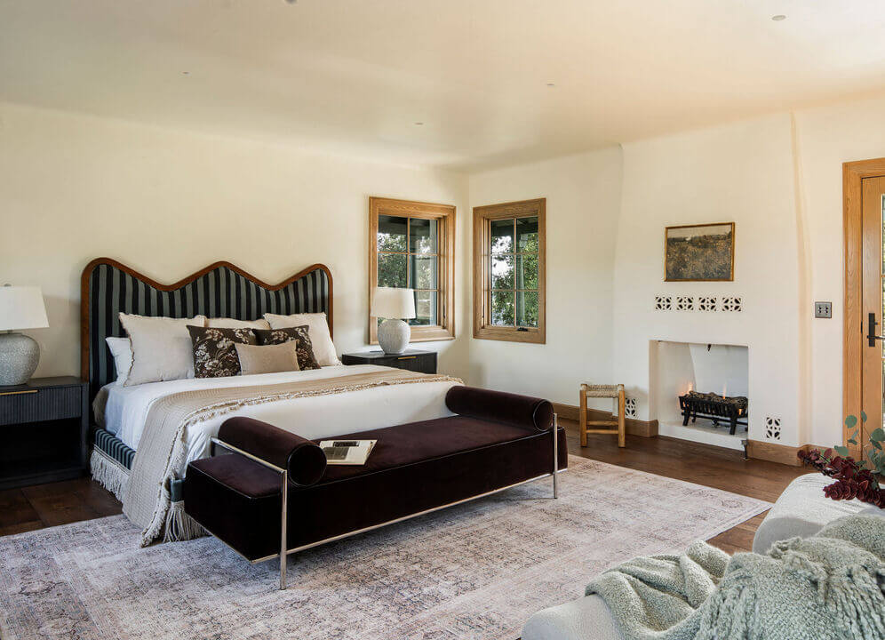 waby headboard fireplace
