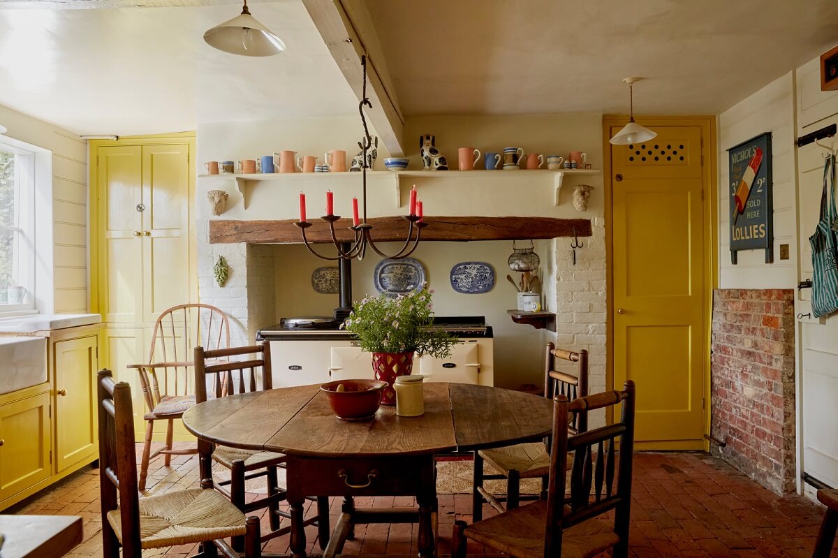 yellow cottage kitchen round table