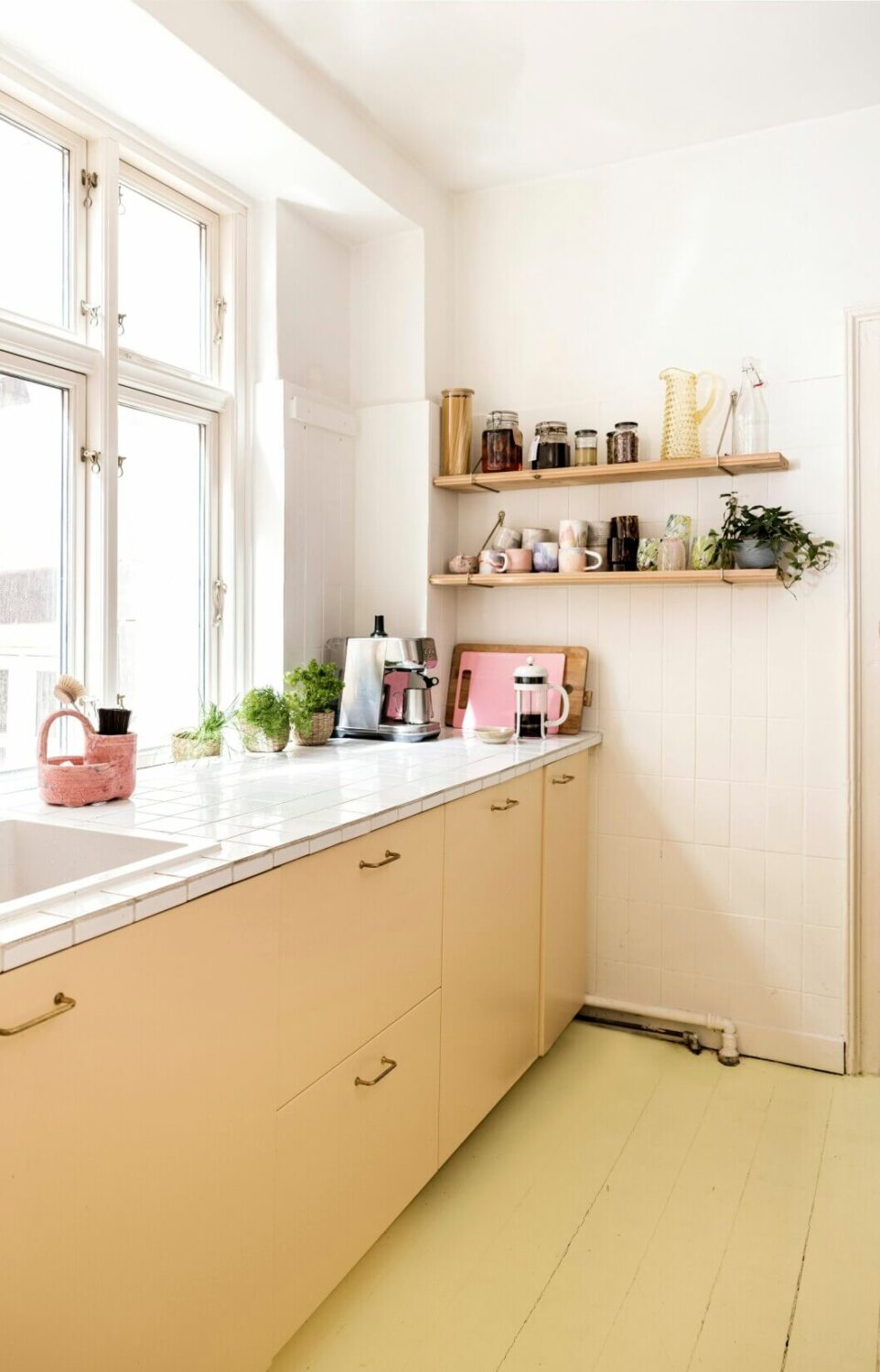 yellow-kitchen-yellow-floor-colorful-scandinavian-home-tours-nordroom