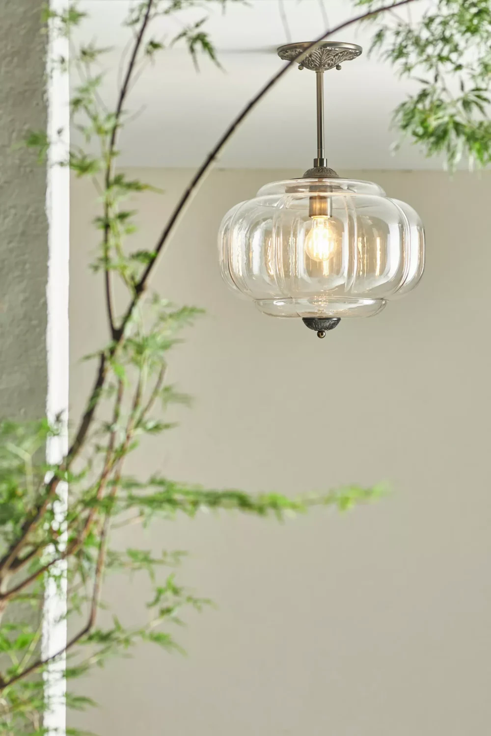 82638644 074 b 7 Simple Tricks To Make a Low Ceiling Look Taller