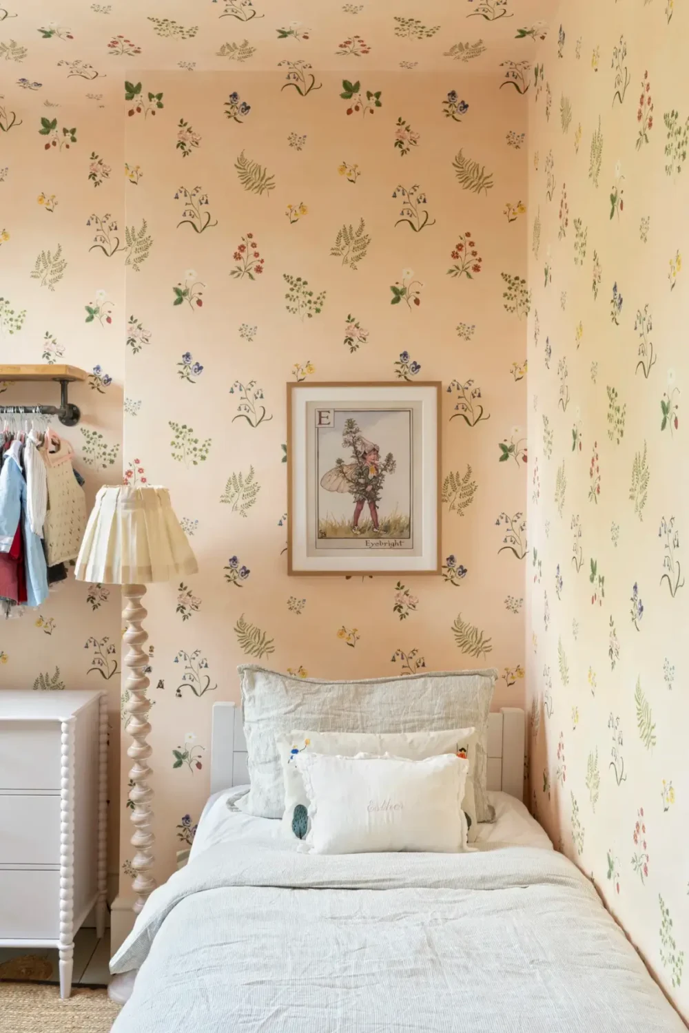 charming kids bedroom wallpaper